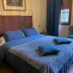 A L'ombre De La Cathédrale Apartamento