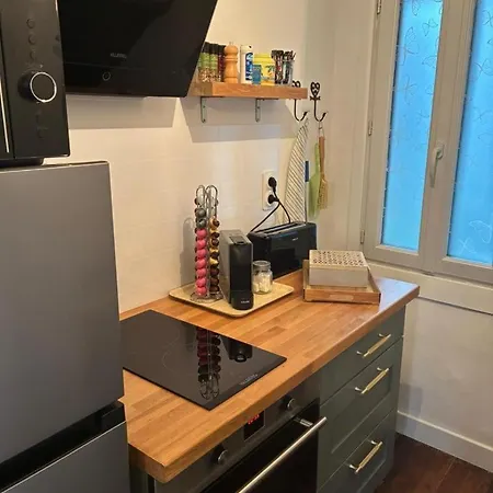 A L'ombre De La Cathedrale Appartement *